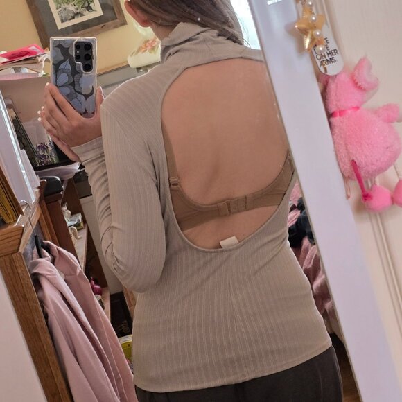 Backless Stretchy Tight Fit Shirt - Picture 1 of 6
